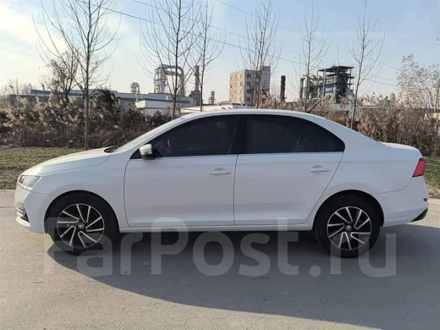 Skoda Rapid. �������, ��������, 1.5 (112��.�.), ������, 35 000����. ��, �/�. ��� ����� �� ������������ ����