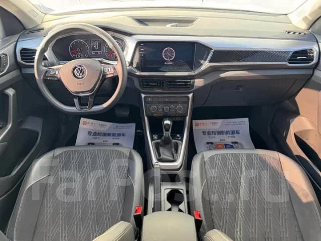 Volkswagen T-Cross. �������, ��������, 1.4 (150��.�.), ������, 33 000����. ��, �/�. ��� ����� �� ������������ ����