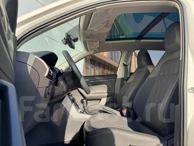 Volkswagen T-Cross. �������, ��������, 1.4 (150��.�.), ������, 33 000����. ��, �/�. ��� ����� �� ������������ ����