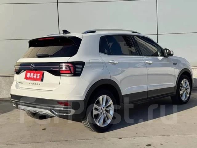Volkswagen T-Cross. �������, ��������, 1.4 (150��.�.), ������, 33 000����. ��, �/�. ��� ����� �� ������������ ����