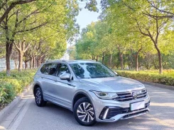 Volkswagen Tiguan. �������, ��������, 1.4 (150��.�.), ������, 35 000����. ��, �/�. ��� ����� �� ������������ ����
