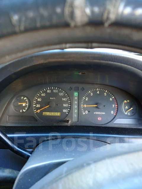 Toyota Ipsum. �������, ��������, 2.0 (135��.�.), ������, 250����. �� ����