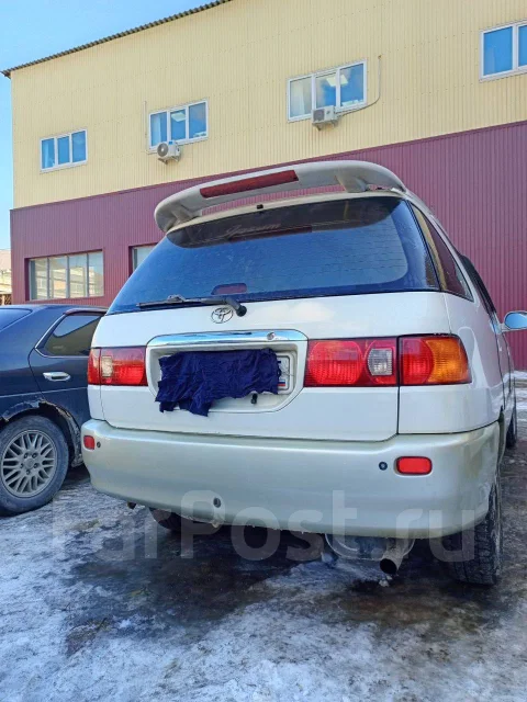 Toyota Ipsum. �������, ��������, 2.0 (135��.�.), ������, 250����. �� ����