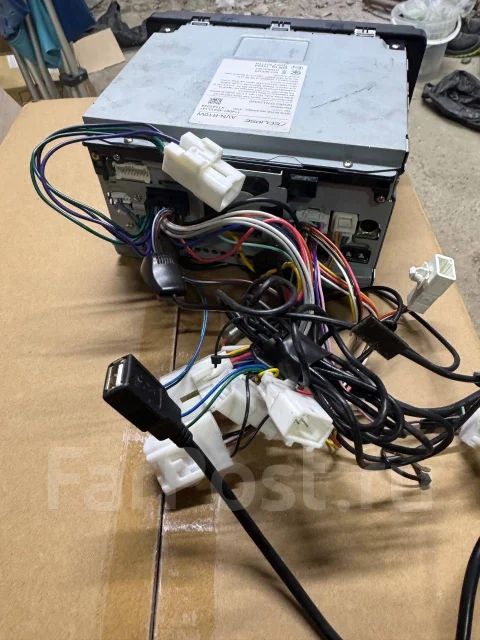 Eclipse AVN-R10W ����