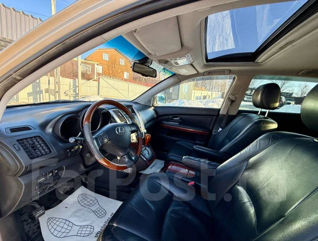 Lexus RX350. �������, 4wd, 3.5 (276��.�.), ������, 273 000����. �� ����
