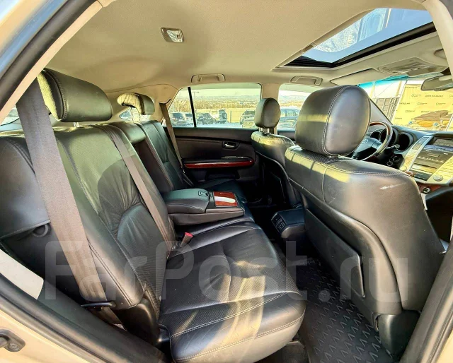 Lexus RX350. �������, 4wd, 3.5 (276��.�.), ������, 273 000����. �� ����