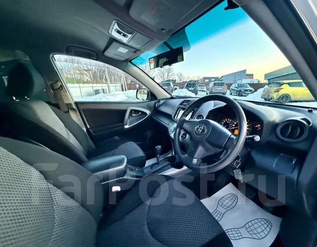 Toyota RAV4. �������, 4wd, 2.4 (170��.�.), ������, 210 000����. �� ����