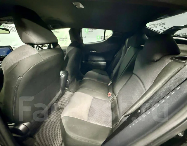 Toyota C-HR. �������, ��������, 1.2 (116��.�.), ������, 118 000����. �� ����