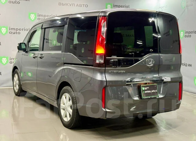 Honda Stepwgn. �������, 4wd, 1.5 (150��.�.), ������, 203 000����. �� ����