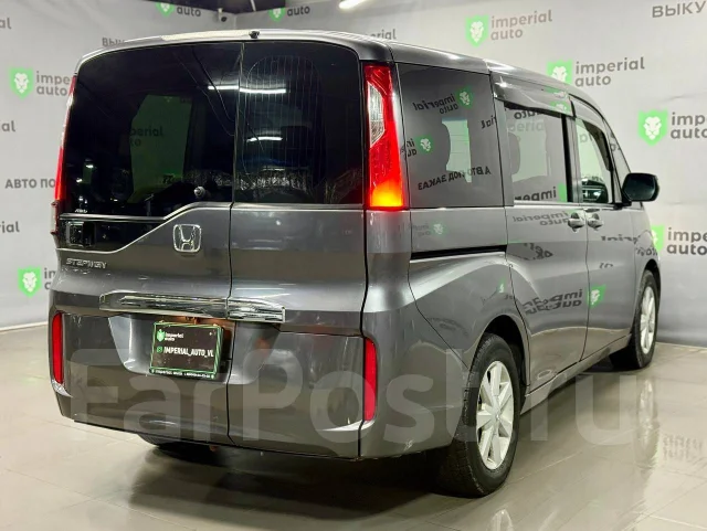 Honda Stepwgn. �������, 4wd, 1.5 (150��.�.), ������, 203 000����. �� ����