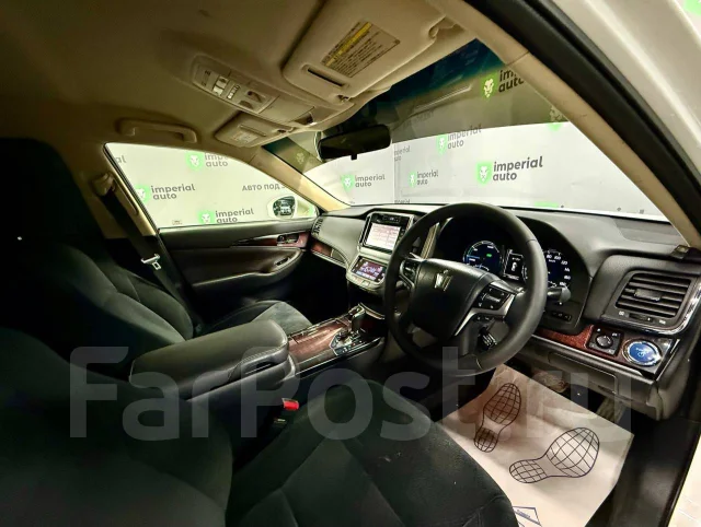 Toyota Crown. �������, ������, 2.5 (178��.�.), ������, 126 000����. �� ����