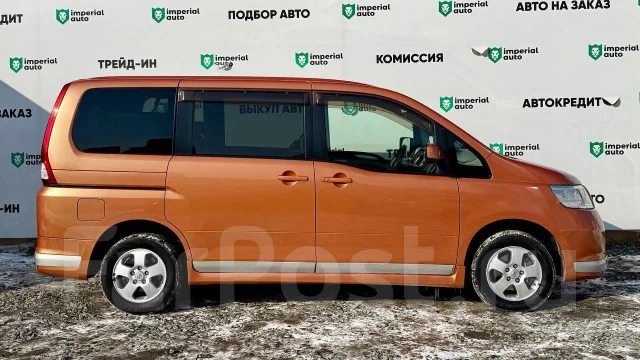 Nissan Serena. �������, ��������, 2.0 (137��.�.), ������, 120 000����. �� ����