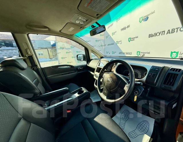 Nissan Serena. �������, ��������, 2.0 (137��.�.), ������, 120 000����. �� ����