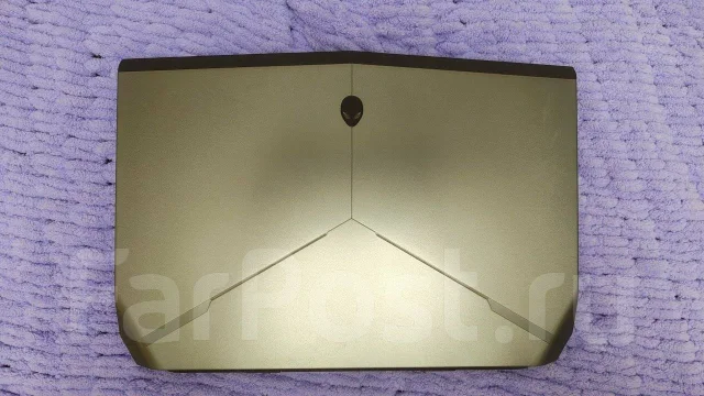 Dell Alienware 17 R2. 17.3", 3,5����, ��� 16 ��, ���� 1 000���, WiFi: 1, Bluetooth: 1 ����
