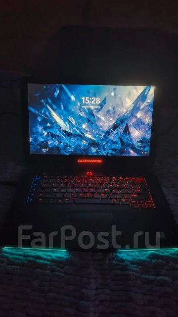 Dell Alienware 17 R2. 17.3", 3,5����, ��� 16 ��, ���� 1 000���, WiFi: 1, Bluetooth: 1 ����