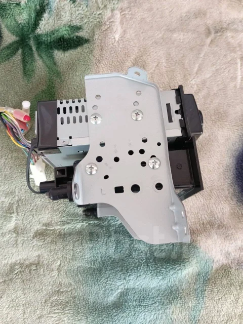 Kenwood U300BT ����