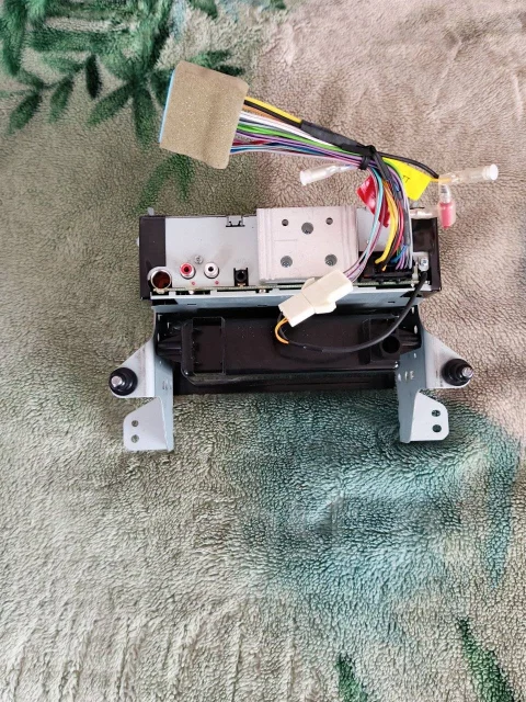 Kenwood U300BT ����