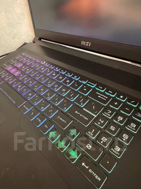 MSI Katana 17 B12VFK. 17.3", 4,4����, ��� 16 ��, ���� 500���, WiFi: 1, Bluetooth: 1, ����������� �� 5��. ����