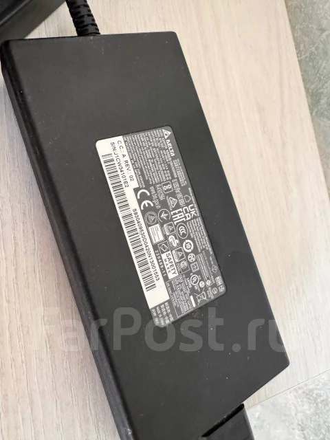 MSI Katana 17 B12VFK. 17.3", 4,4����, ��� 16 ��, ���� 500���, WiFi: 1, Bluetooth: 1, ����������� �� 5��. ����