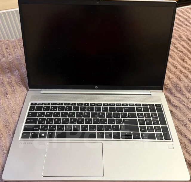 HP ProBook 455 G8. 15.6", 2,3����, ��� 8 ��, ���� 256���, WiFi: 1, Bluetooth: 1, ����������� �� 6��. ����