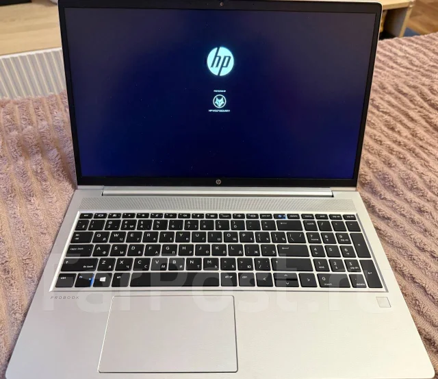 HP ProBook 455 G8. 15.6", 2,3����, ��� 8 ��, ���� 256���, WiFi: 1, Bluetooth: 1, ����������� �� 6��. ����