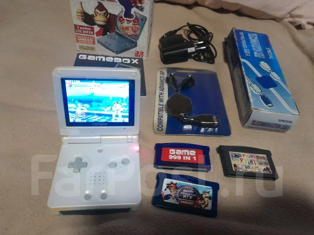 Nintendo Game Boy Advance SP ����