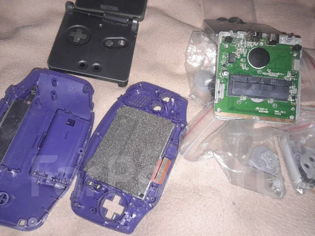 Nintendo Game Boy Advance SP ����