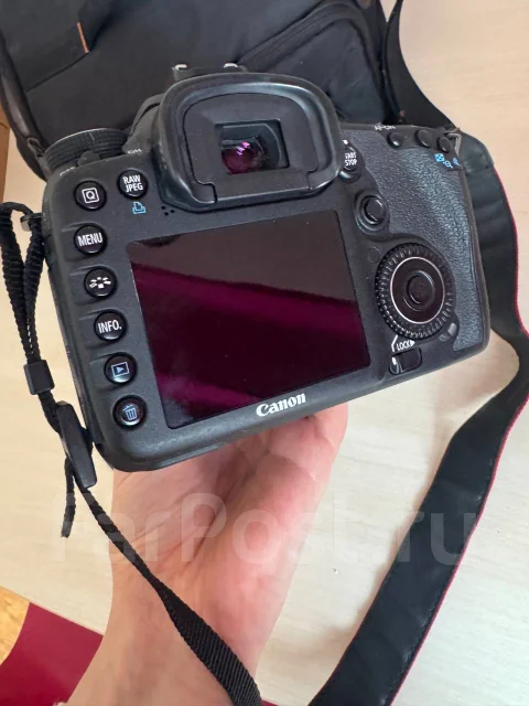 Canon EOS 7D ����