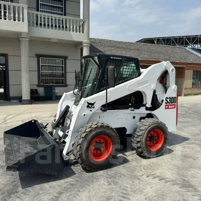Bobcat S300 ����