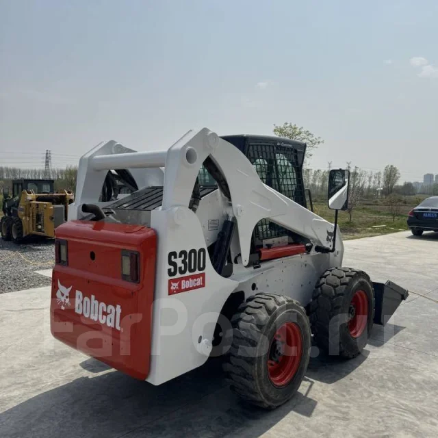 Bobcat S300 ����