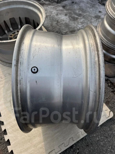 Kosei. 9.0x17", 5x114.3, ET35, �� 73���. ����