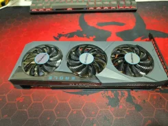 Radeon RX 6700 XT ����