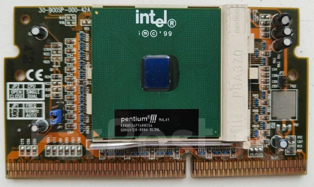 Intel Pentium III ����