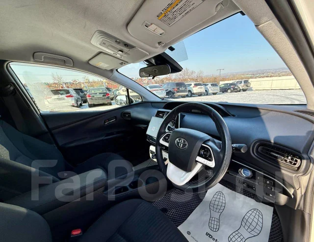 Toyota Prius. �������, ��������, 1.8 (98��.�.), ������, 128 000����. �� ����