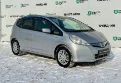 Honda Fit. �������, ��������, 1.3 (99��.�.), ������, 200 000����. �� ����