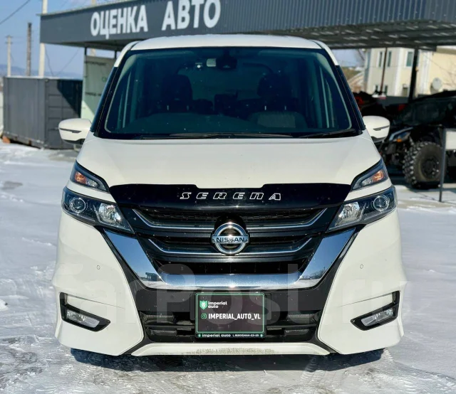 Nissan Serena. �������, ��������, 2.0 (150��.�.), ������, 156 000����. �� ����