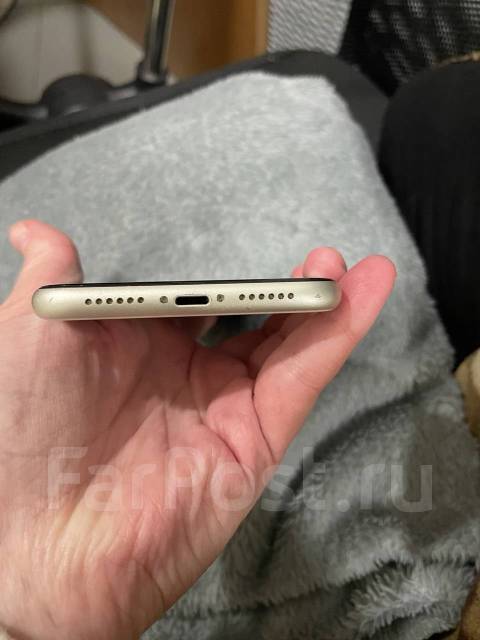 Apple iPhone 11. �/�, 64 ��, 4G LTE, ����������, NFC ����