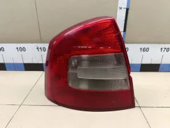������ ������ ����� Skoda Octavia (A5 1Z-) 2004-2013 1Z5945111B ����
