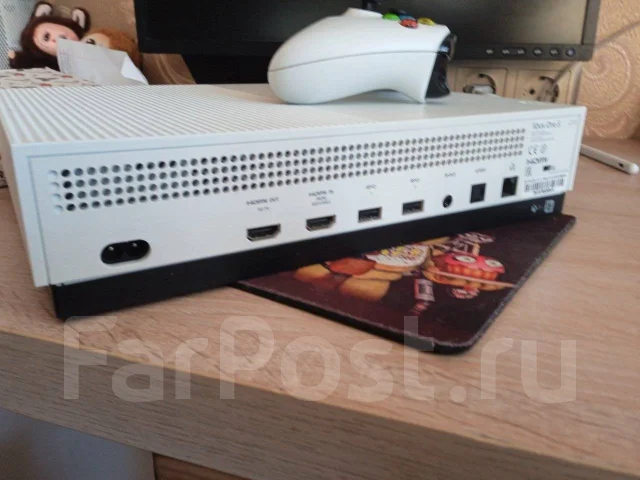 Microsoft Xbox One S ����