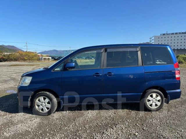 Toyota Noah. AZR60, 1AZFSE ����