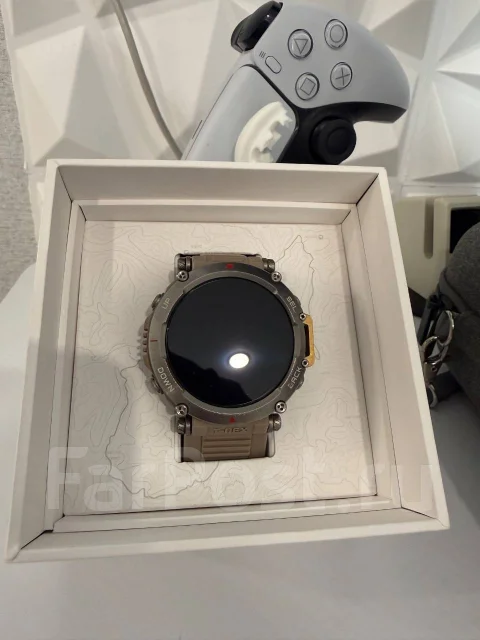 Amazfit T-Rex. GPS, IP68 ����