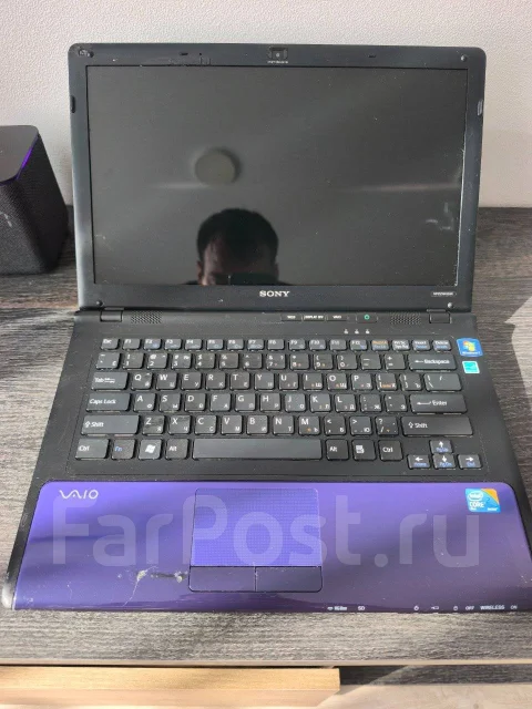 Sony VAIO. 14", 2,2����, ��� 4 ��, ���� 320���, WiFi: 1, Bluetooth: 1, ����������� �� 4��. ����