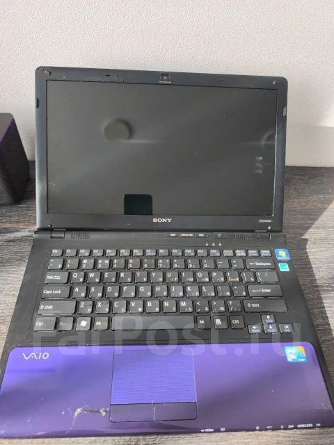 Sony VAIO. 14", 2,2����, ��� 4 ��, ���� 320���, WiFi: 1, Bluetooth: 1, ����������� �� 4��. ����