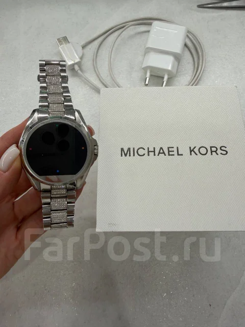 Michael Kors ����