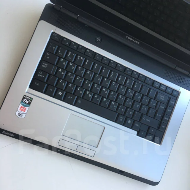 Toshiba Satellite L300 ����