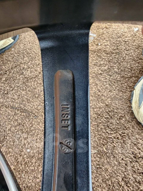 Venerdi. 8.5x20", 5x114.3, ET35 ����