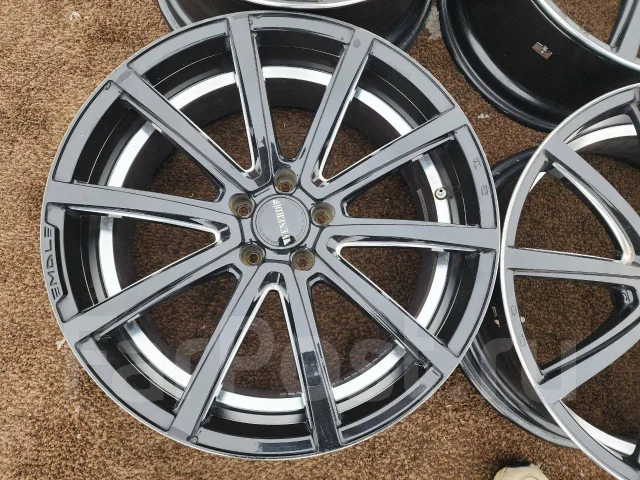 Venerdi. 8.5x20", 5x114.3, ET35 ����