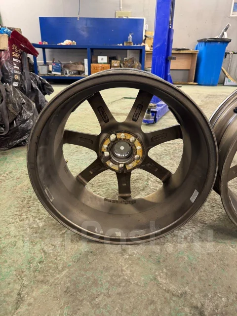 Work Emotion XT7. 7.5x18", 5x114.3, ET35, �� 73,3���. ����