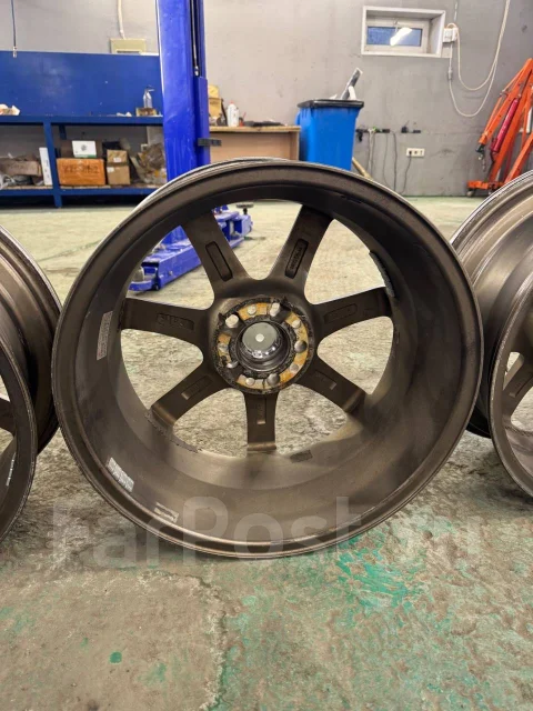 Work Emotion XT7. 7.5x18", 5x114.3, ET35, �� 73,3���. ����