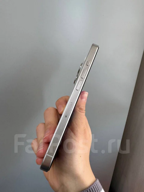 Apple iPhone 15 Pro. �/�, 256 ��, �����, 4G LTE ����